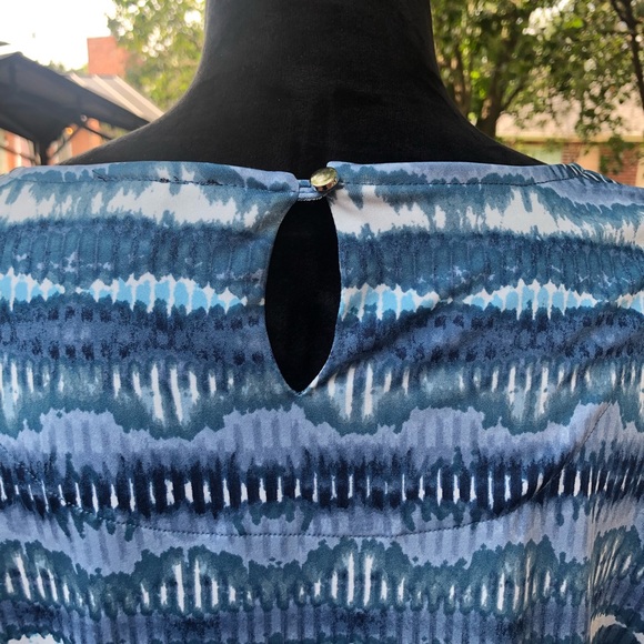 New Directions Asymmetrical Blue Wave Striped Blouse size XL - Picture 7 of 8